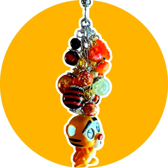 NWOT Loungefly Tigger Winnie the pooh mini backpack, Wallet, & DOORABLES CHARM! - Picture 15 of 17